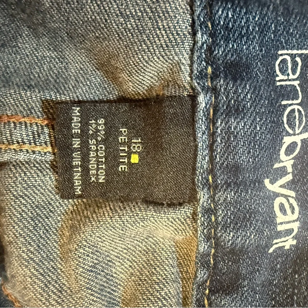 Lane Bryant Distinctly Boot jeans 18P petite bootcut blue stretch denim